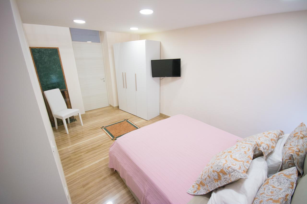 Bed and Breakfast Al Vecchio Fontanile Lesina Zewnętrze zdjęcie